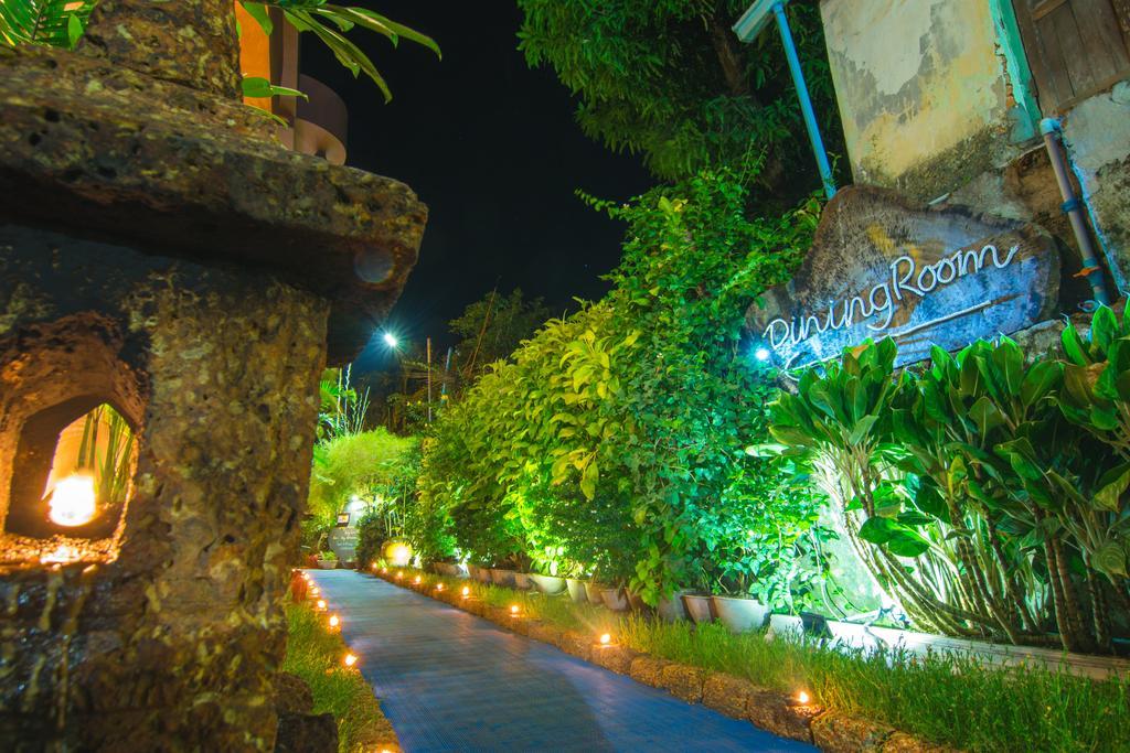 Cinderella Hotel Moulmein Exterior foto