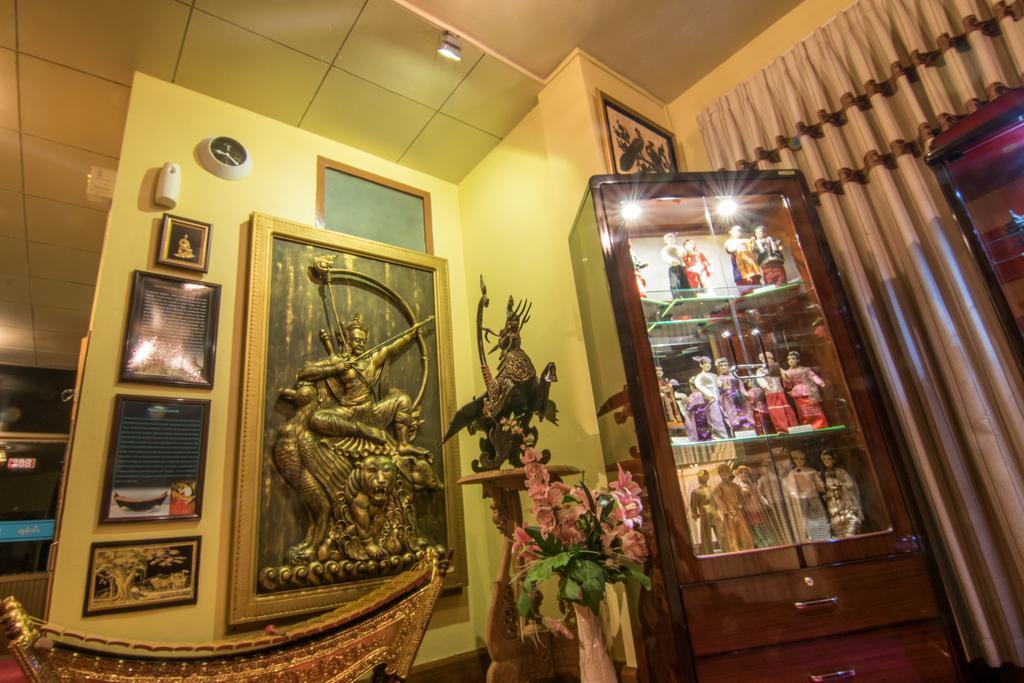 Cinderella Hotel Moulmein Exterior foto