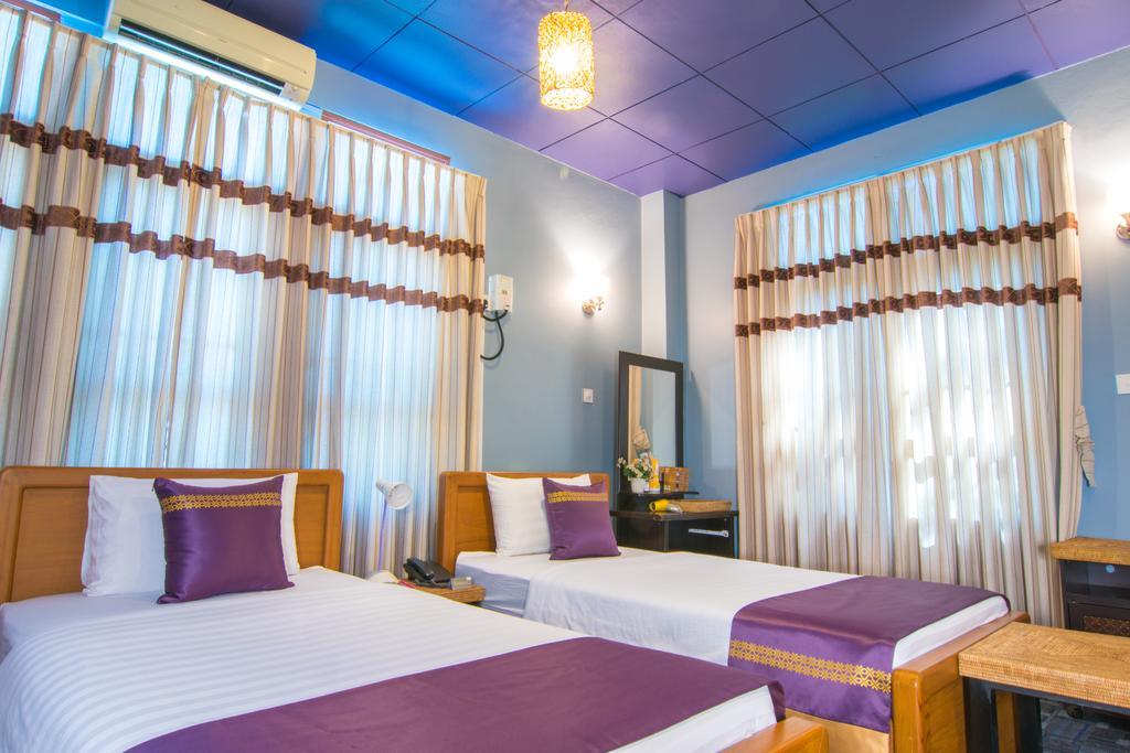 Cinderella Hotel Moulmein Exterior foto