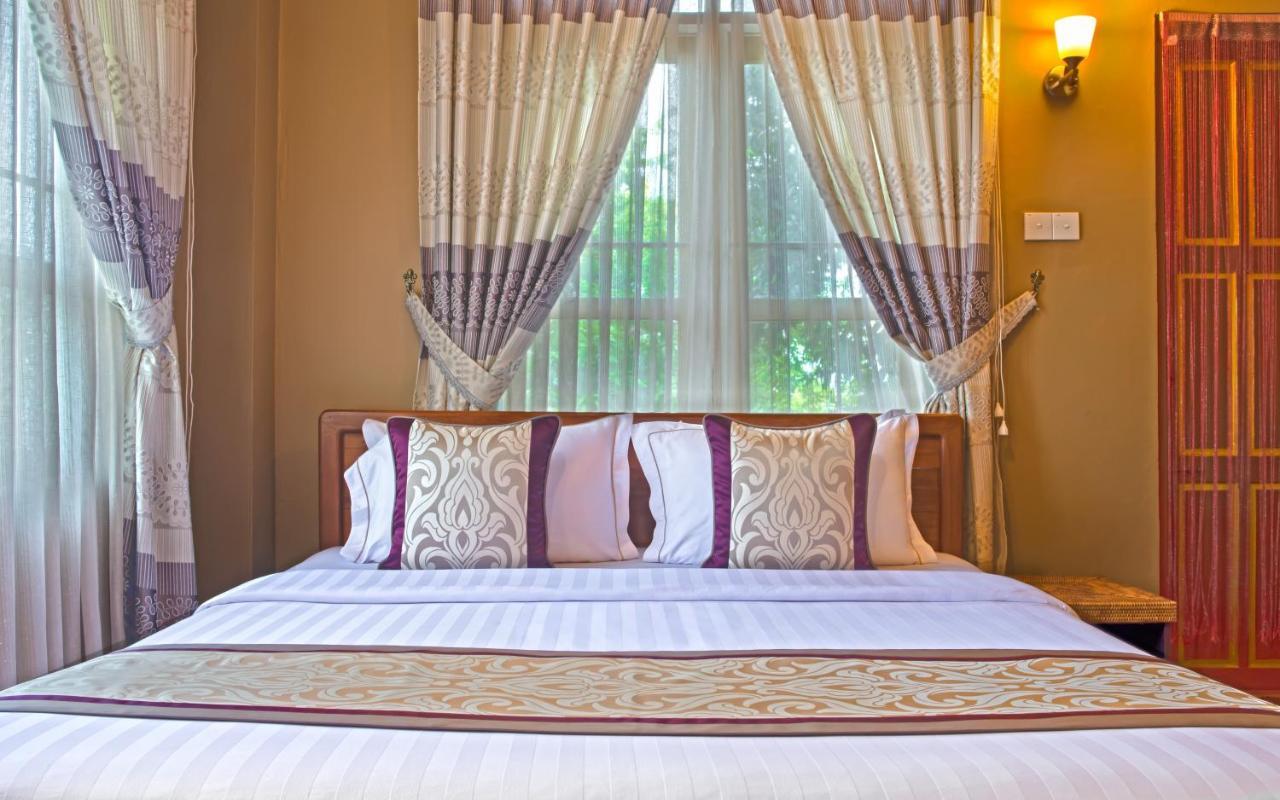 Cinderella Hotel Moulmein Exterior foto